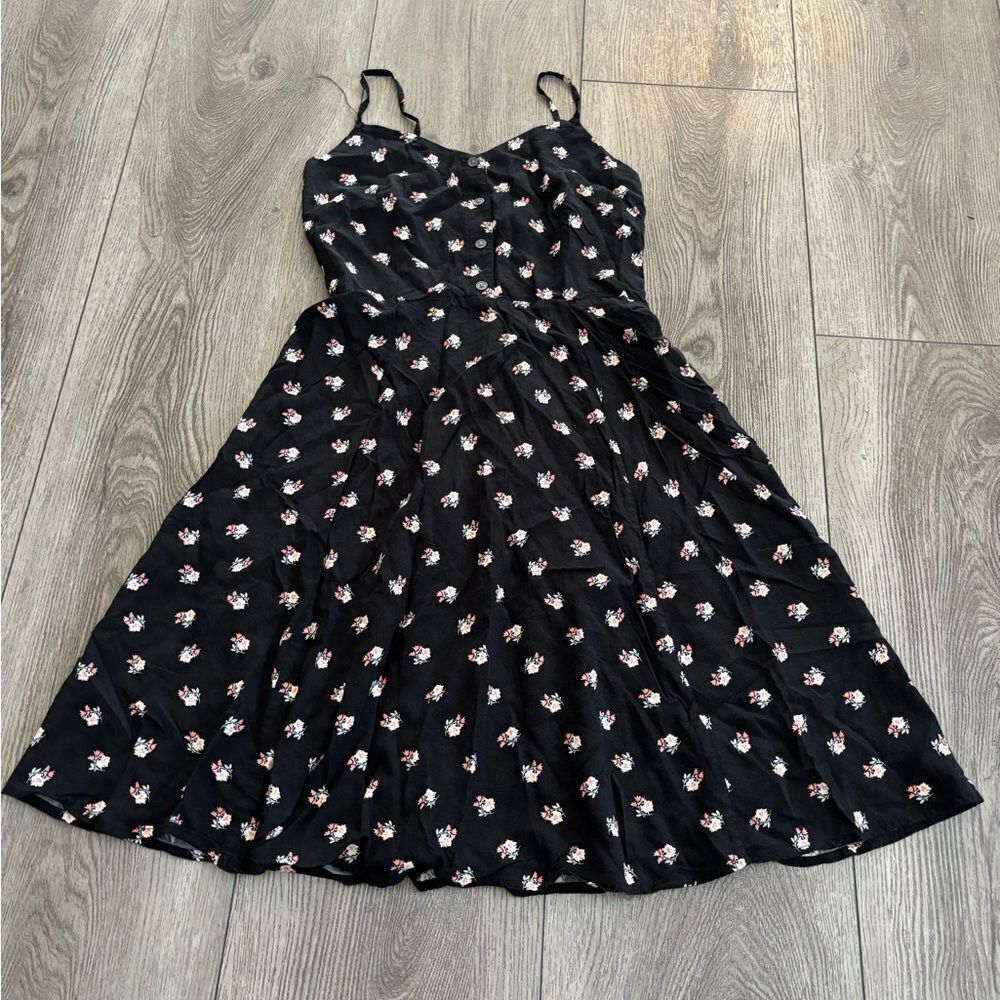 Gap woman’s used Floral Black Dress